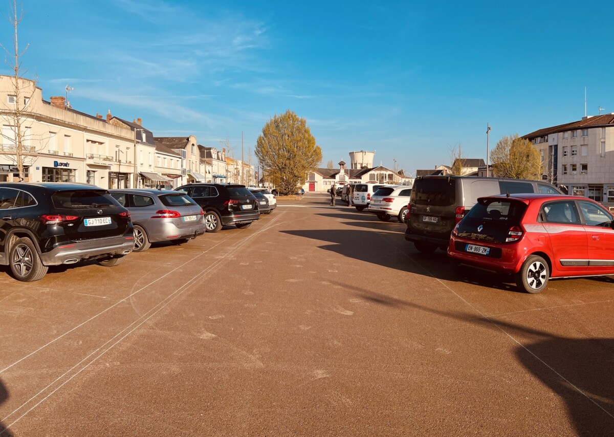 Ouverture du nouveau parking place Lavault
